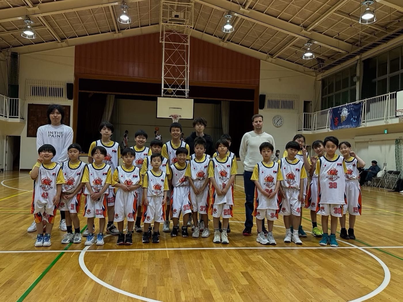 Dream Star youth team posing together after a tournament